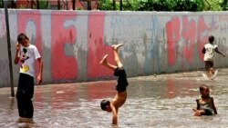 El verano en Cuba llega con poca y costosas opciones para niños y jovenes. El verano en Cuba llega con poca y costosas opciones para niños y jovenes.