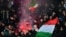 Los fanáticos de la Juventus ondean las banderas de Italia antes de la ronda de octavos de final de la Tim Cup el 30 de enero de 2019.